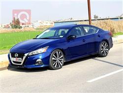 نيسان ألتيما